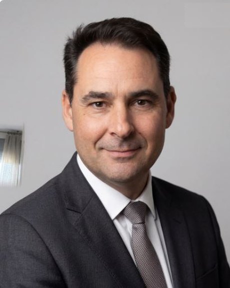 César López Madrigal, abogado